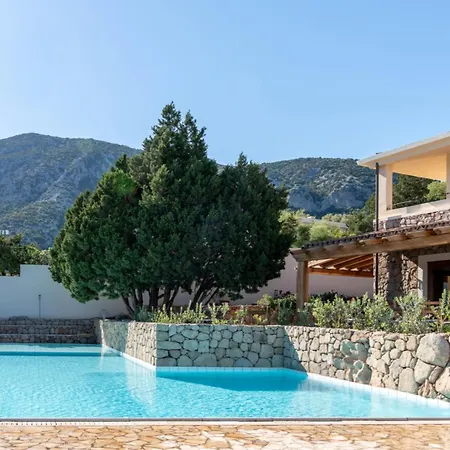 Hotiday Hotell Cala Gonone